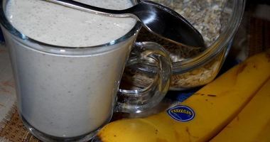 Рецепт Йогуртового коктейля с овсянкой и творогом