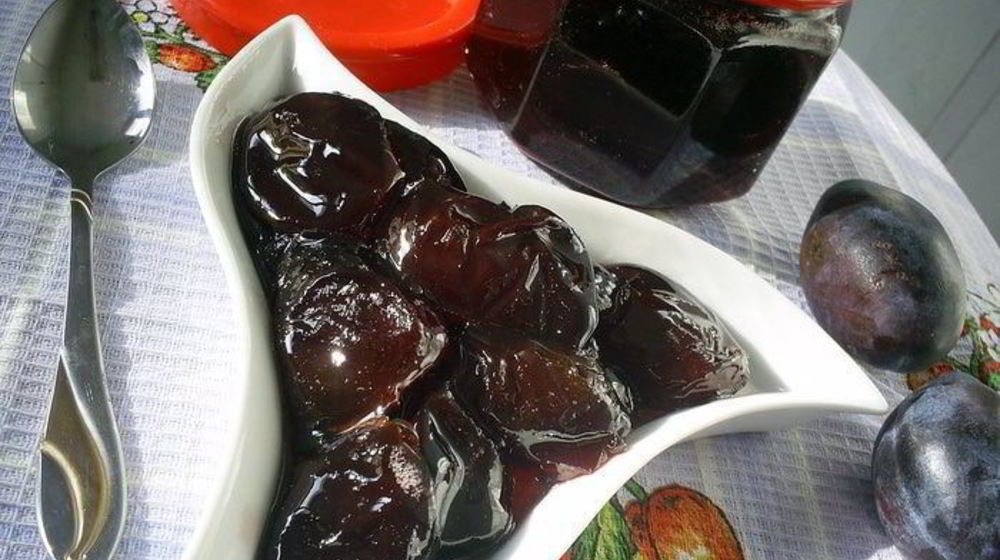 Как приготовить карамелизированные сливы в густом сиропе