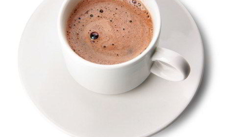 Как приготовить горячий кофе с шоколадом и бренди