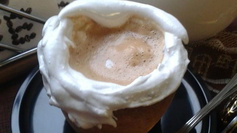 Как приготовить имбирный кофе в съедобной кружке