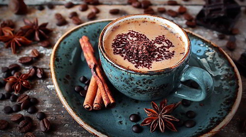 Как приготовить кофе с чипотле и горьким шоколадом