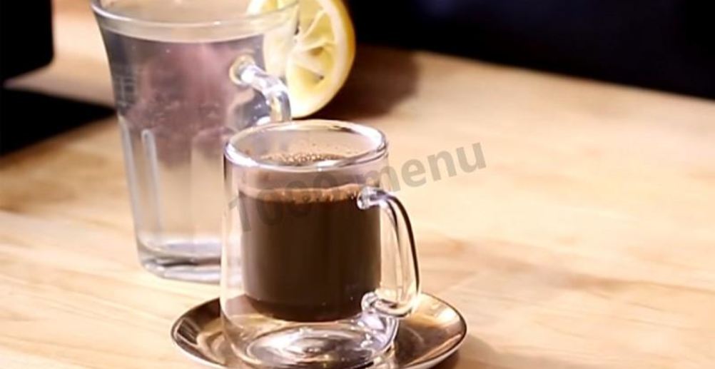 Рецепт меренгу с кофе и черной смородиной