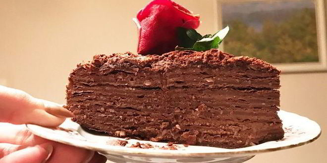 Рецепт наполеона с горьким шоколадом, кофе и миндальной пастой