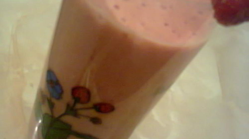 Как приготовить коктейль клубнично-апельсиновый