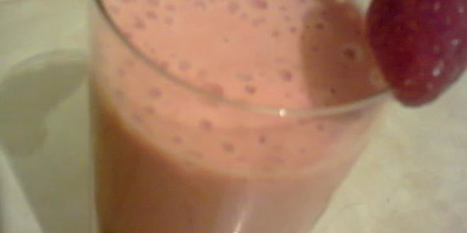 Рецепт коктейля клубнично-апельсиновый