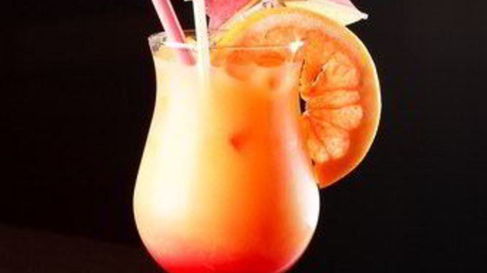 Как приготовить коктейль из шампанского и красных апельсинов
