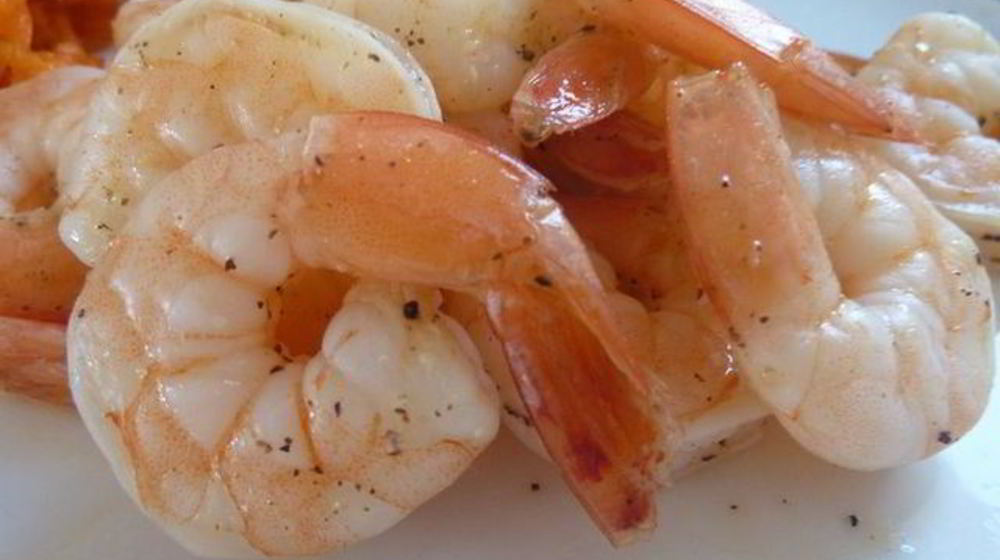 Как приготовить жареных креветок с текилой
