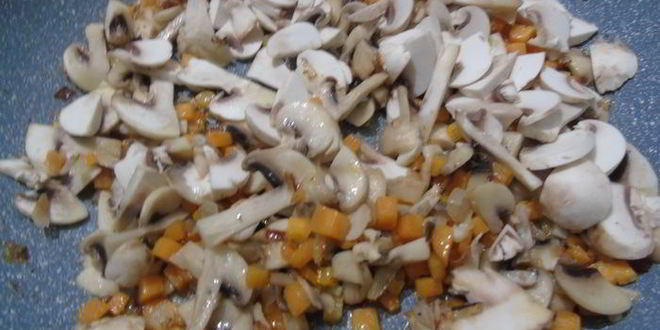 Рецепт грибного соте с вином и горгонзолой