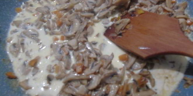 Рецепт грибного соте с вином и горгонзолой