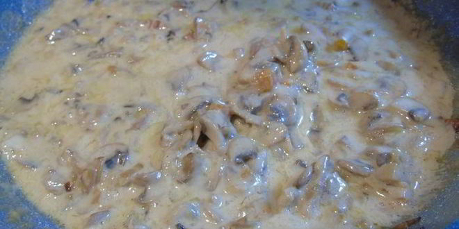 Рецепт грибного соте с вином и горгонзолой