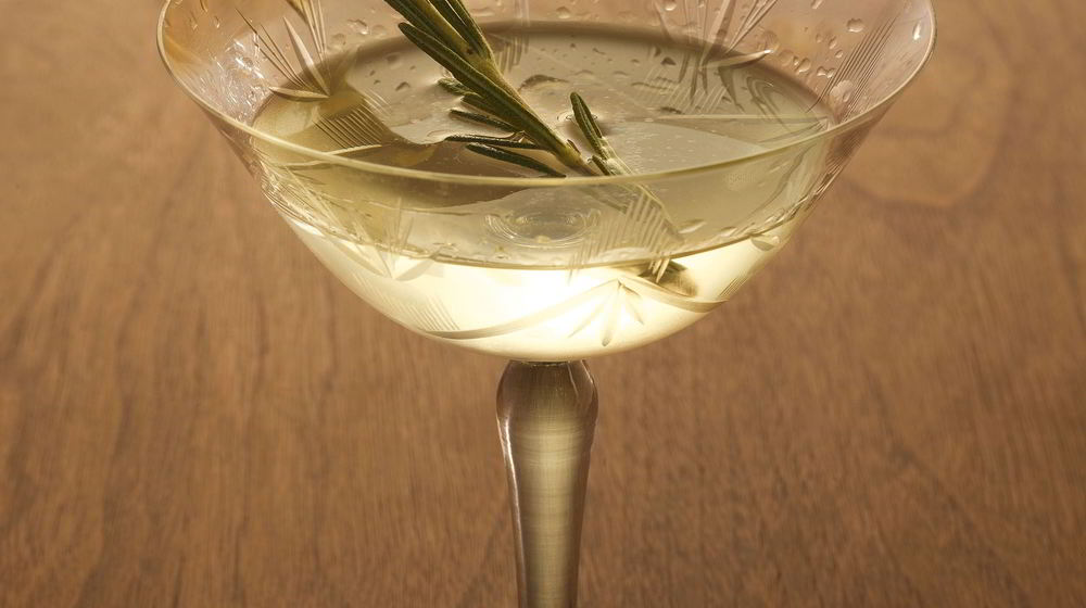 Как приготовить коктейль копченый мартини