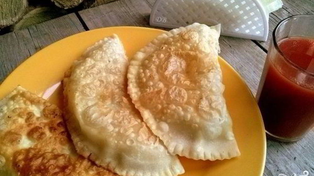 Как приготовить чебуреки из заварного теста с водкой