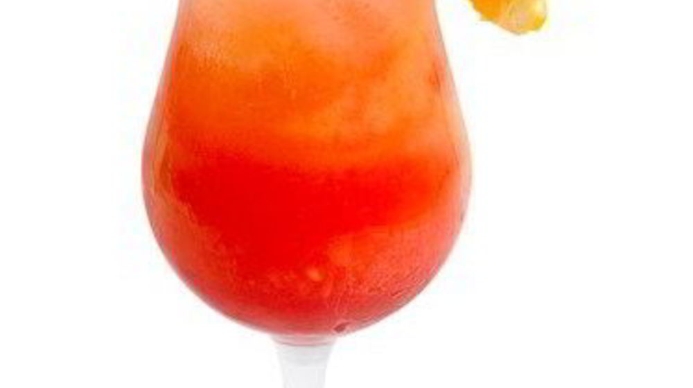 Как приготовить газированный клюквенный чай с водкой