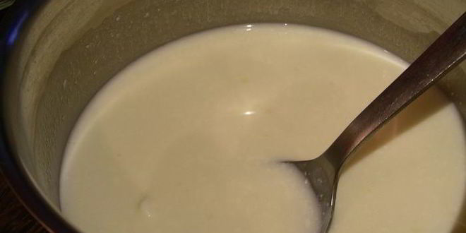 Рецепт рыбы с луком-пореем и сливочным соусом с водкой