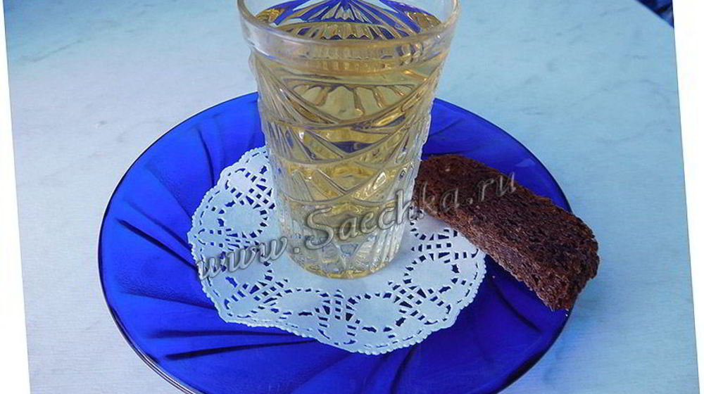 Как приготовить водку сухарную