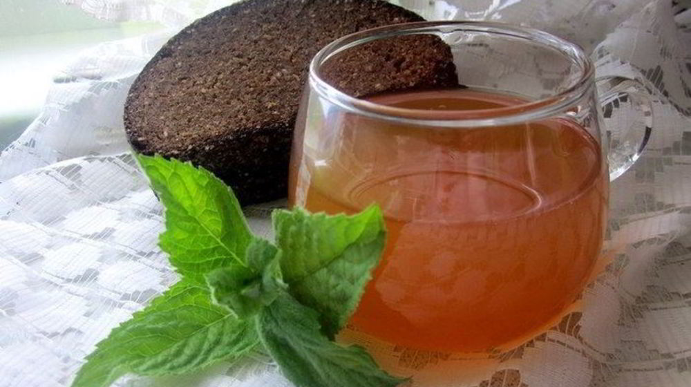 Как приготовить домашний квас без дрожжей