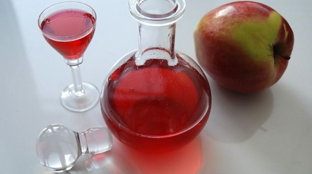 Как приготовить брусничный ликер