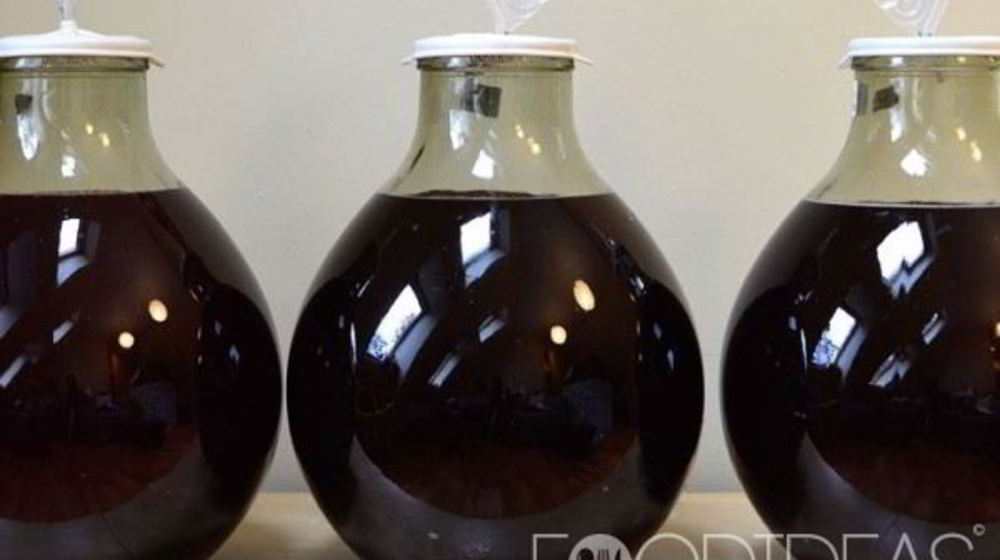 Как приготовить ликер из черной смородины