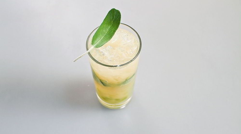 Как приготовить грушевый лимонад с шалфеем
