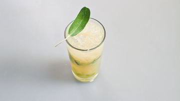 Рецепт Грушевого лимонада с шалфеем