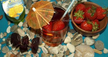 Рецепт Клубничного лимонада с базиликом