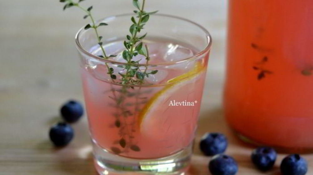 Как приготовить лимонад ягодный с тимьяном