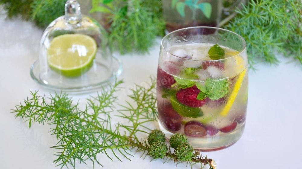 Как приготовить безалкогольный мохито с малиной