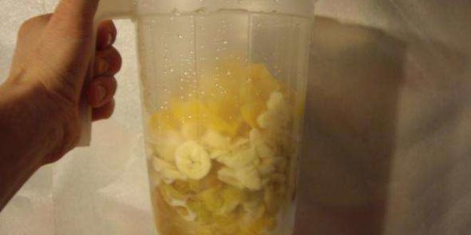 Рецепт коктейля молочного с кусочками фруктов и шоколада