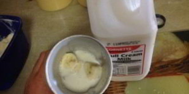 Рецепт коктейля молочного с мороженым и бананом
