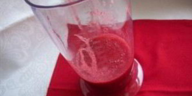 Рецепт молочного коктейля с клубникой