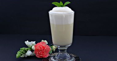 Рецепт Молочного коктейля с мороженым в блендере