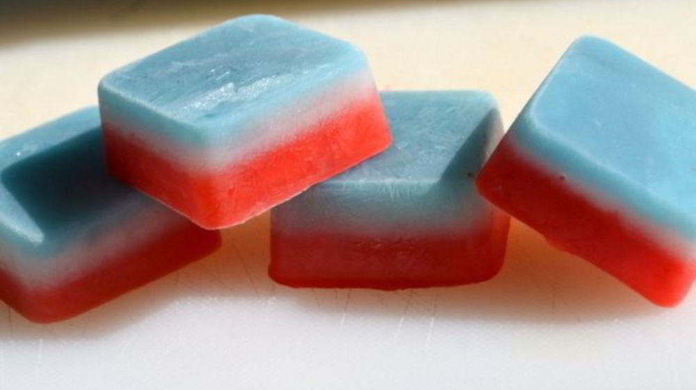Как приготовить цветной лед для молочных коктейлей