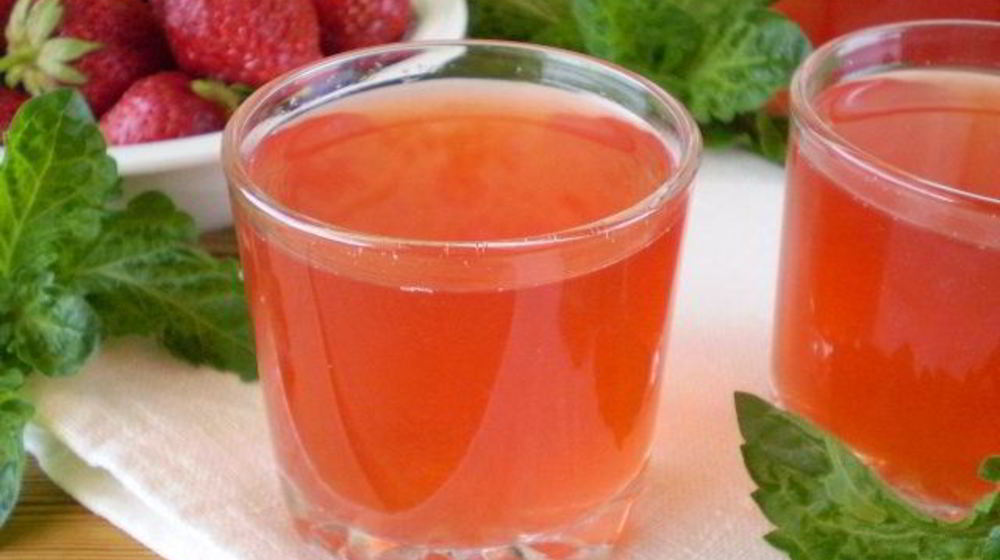 Как приготовить клубничный морс