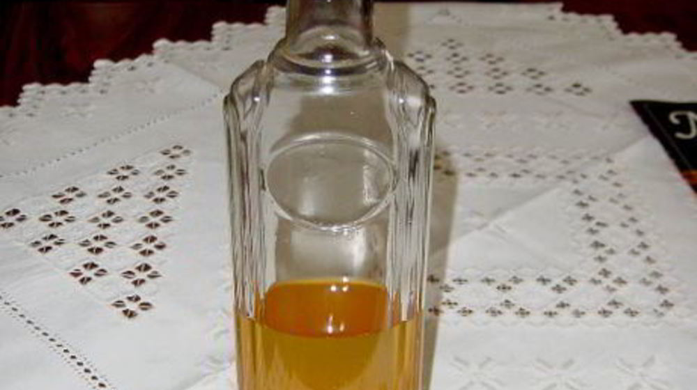 Как приготовить домашнюю наливку из айвы