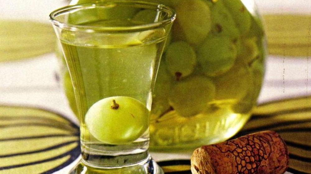 Как приготовить виноградную наливку