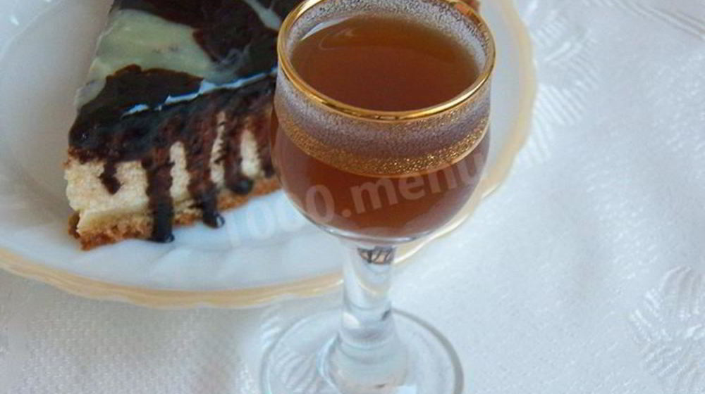 Как приготовить абрикосовую настойку