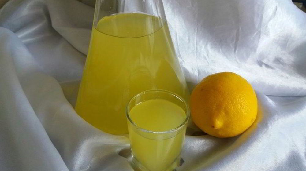 Как приготовить лимонную настойку на спирту