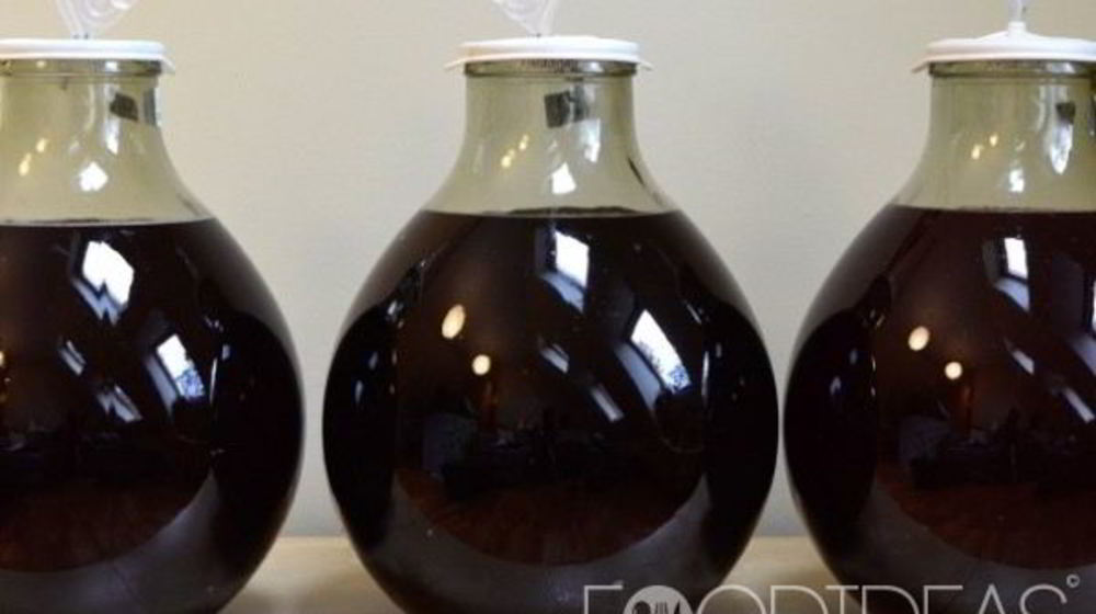 Как приготовить настойку из черноплодной рябины