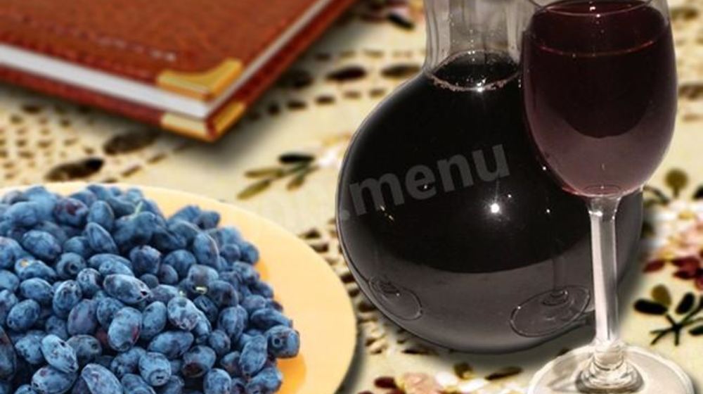 Как приготовить настойку из жимолости на водке