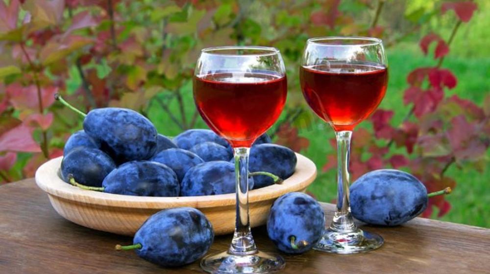 Как приготовить сливовую настойку на водке