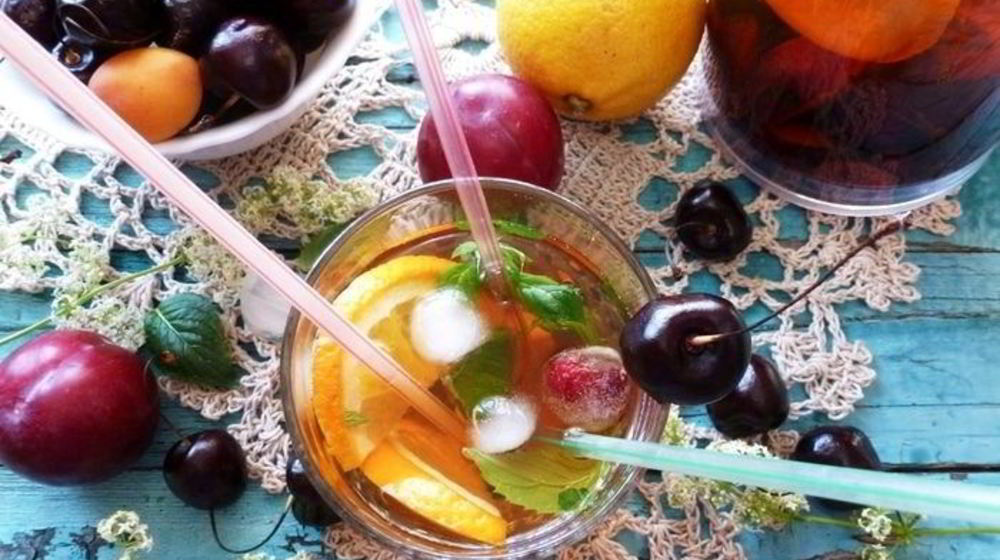 Как приготовить безалкогольную сангрию на зеленом чае