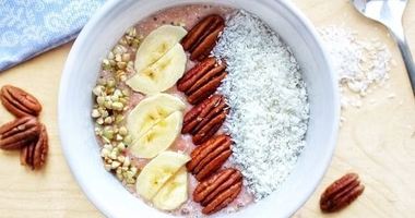 Рецепт Бананова-клубничного смузи-боул