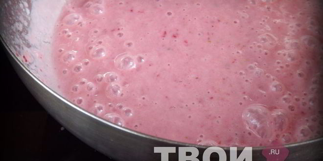 Рецепт клубнично-бананового смузи