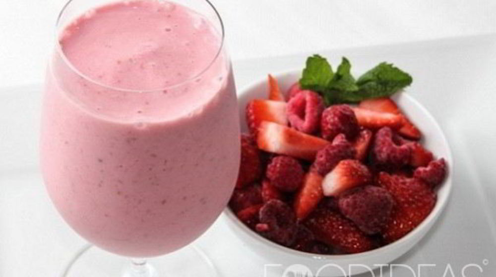 Как приготовить клубничный смузи с овсянкой
