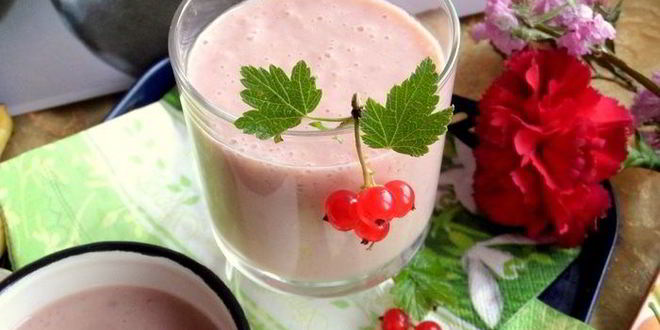 Рецепт смородинового смузи