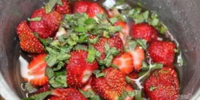 Рецепт смузей из клубники