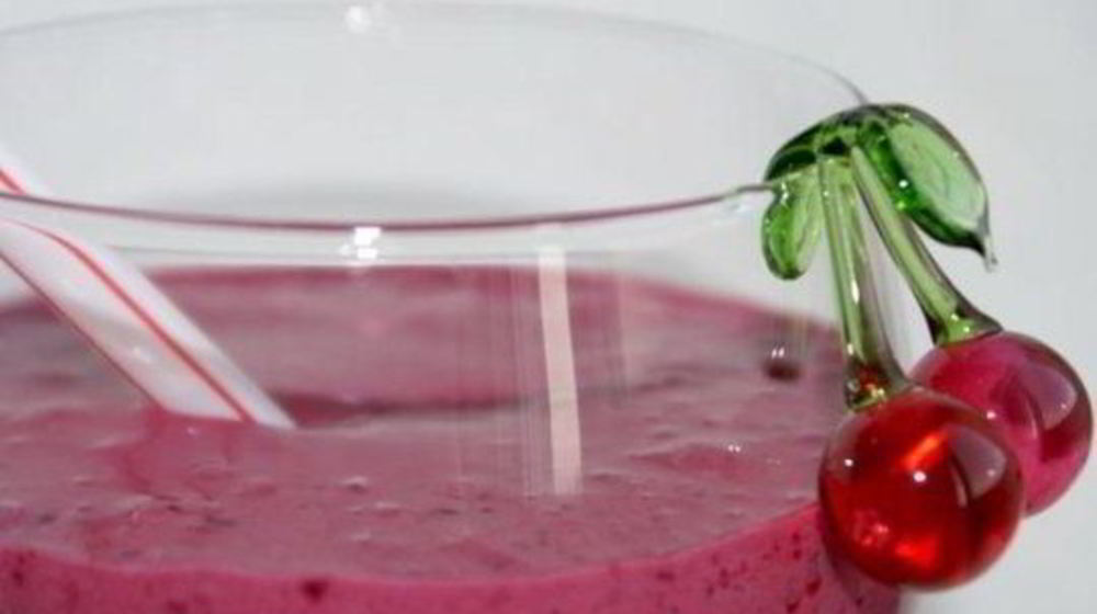 Как приготовить смузи с темными ягодами