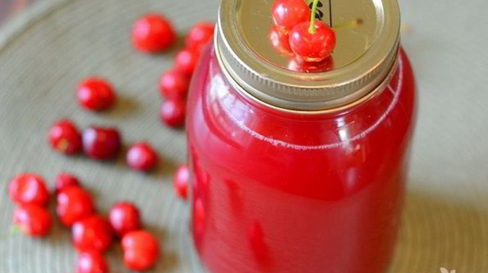 Как приготовить сок вишневый