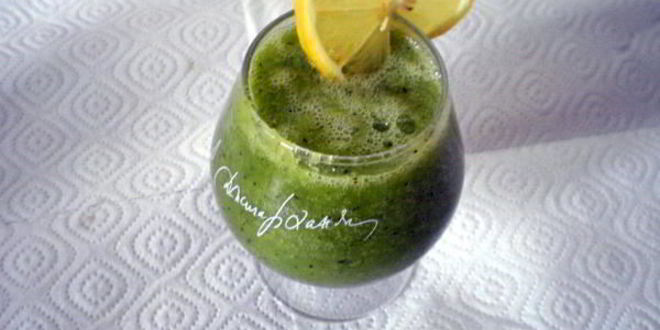 Рецепт зеленого витаминного коктейля для кейла