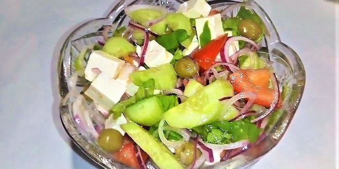 Рецепт греческого салата из овощей и сыра
